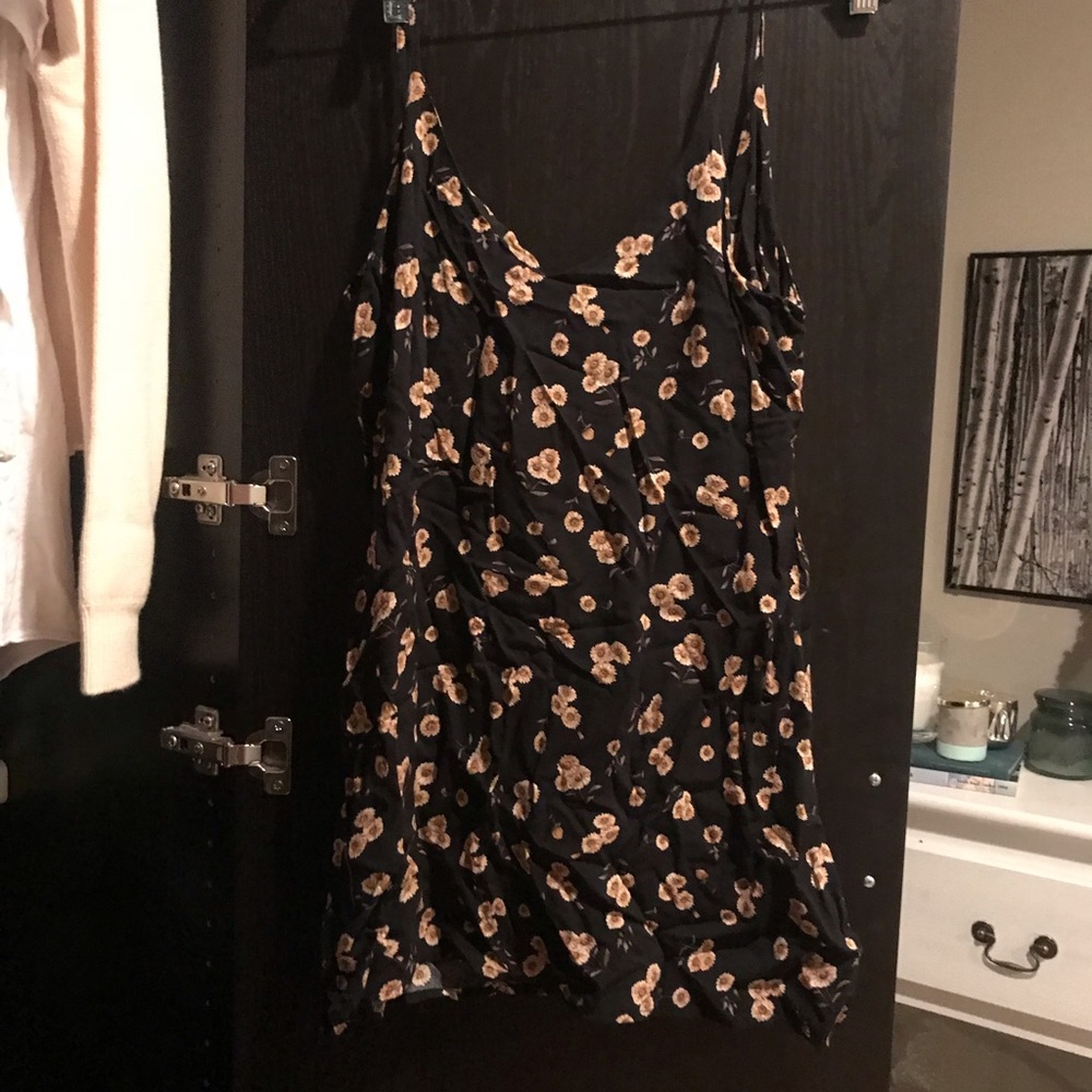 Floral spaghetti strap mini dress